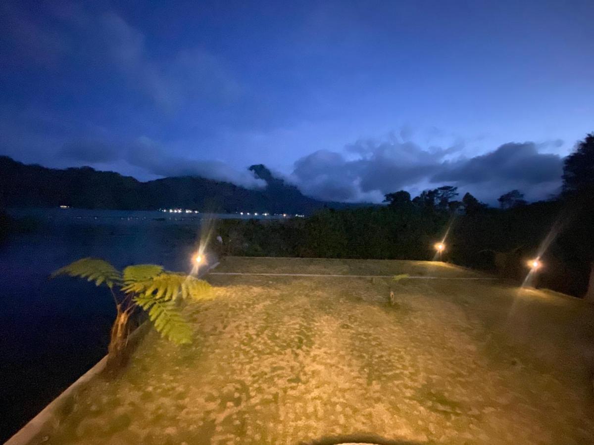 Batur Holiday Kubupenlokan Екстериор снимка