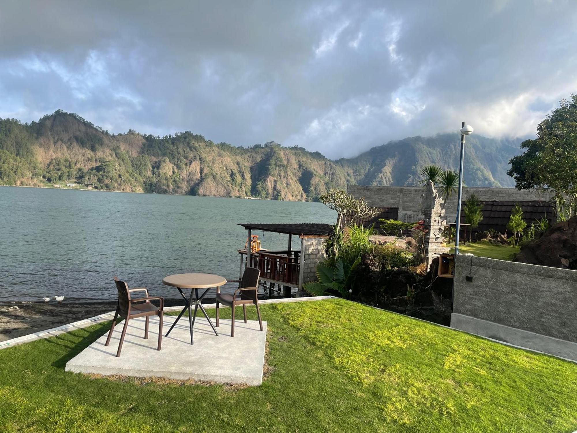 Batur Holiday Kubupenlokan Екстериор снимка