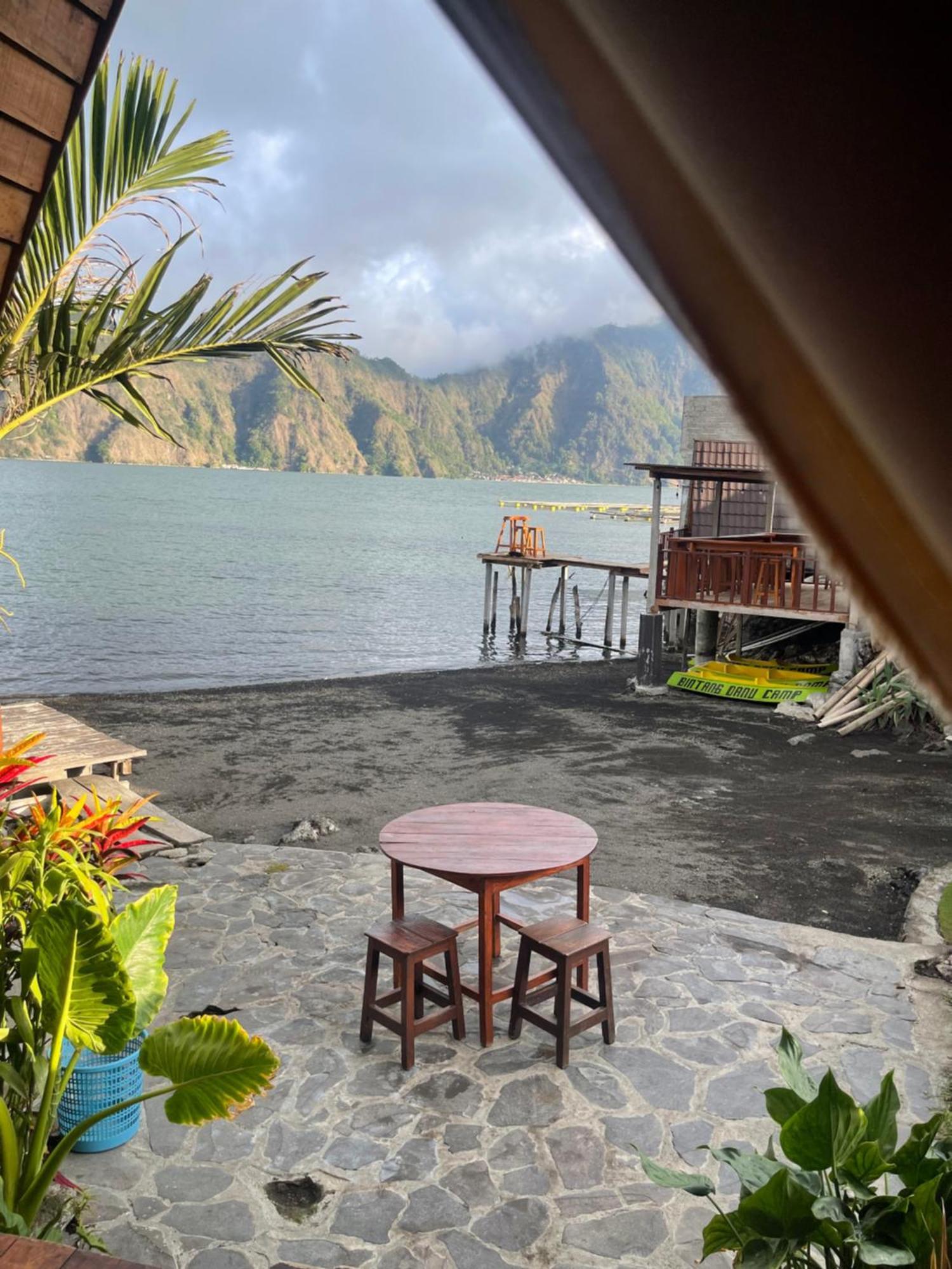 Batur Holiday Kubupenlokan Екстериор снимка