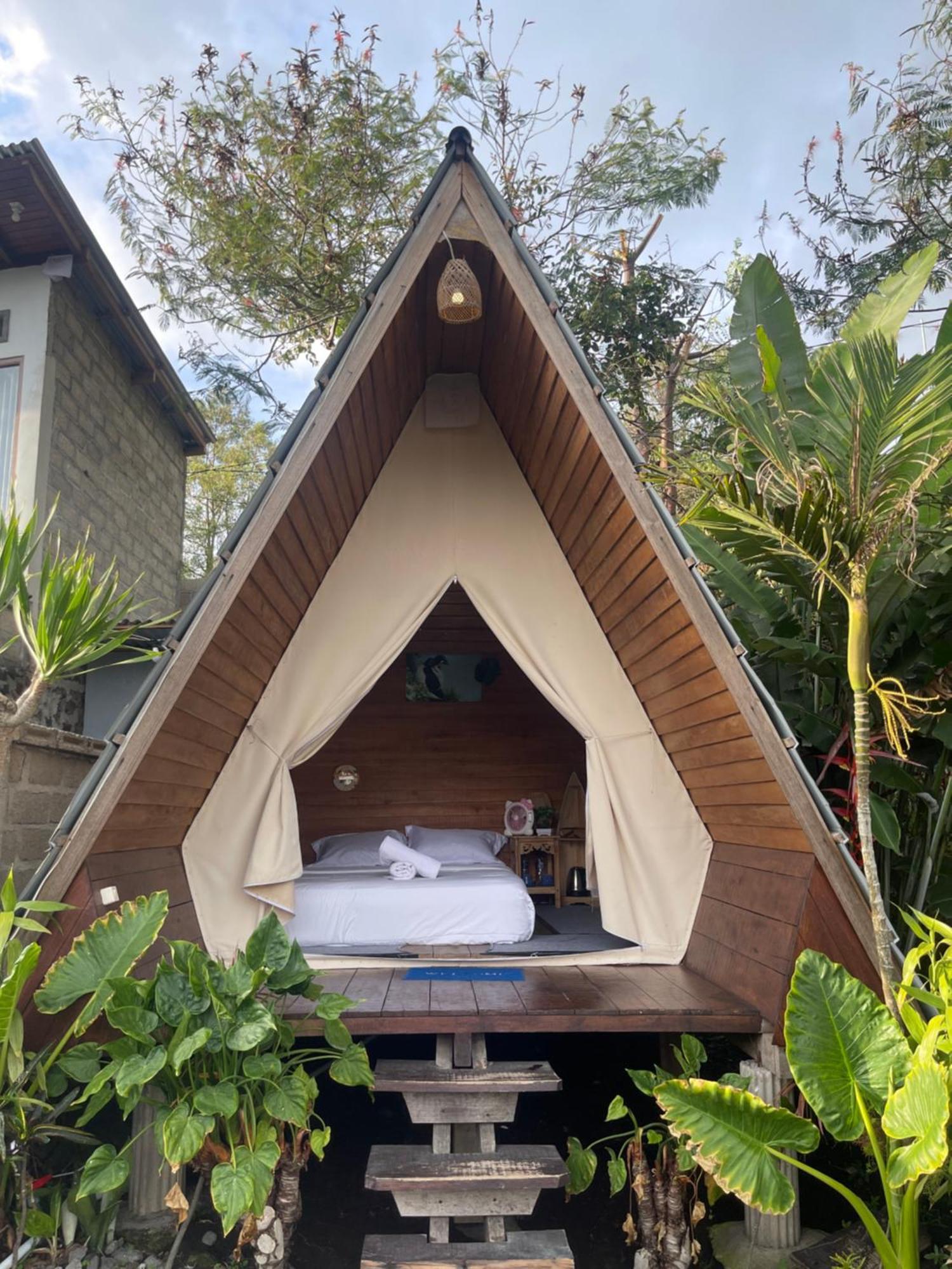 Batur Holiday Kubupenlokan Екстериор снимка
