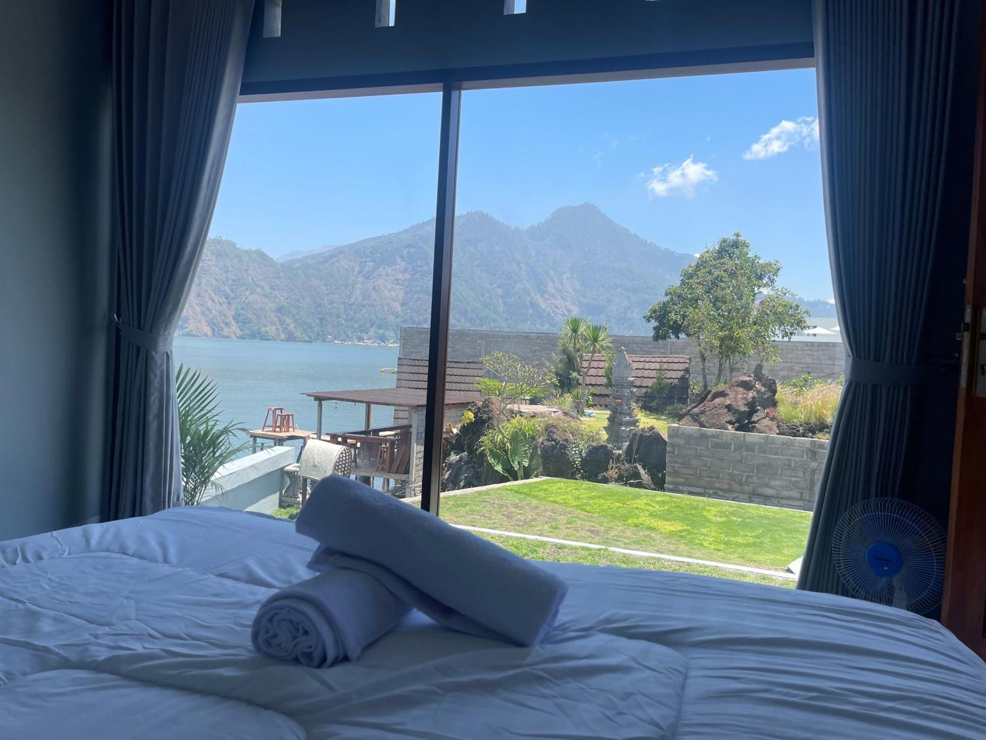 Batur Holiday Kubupenlokan Екстериор снимка